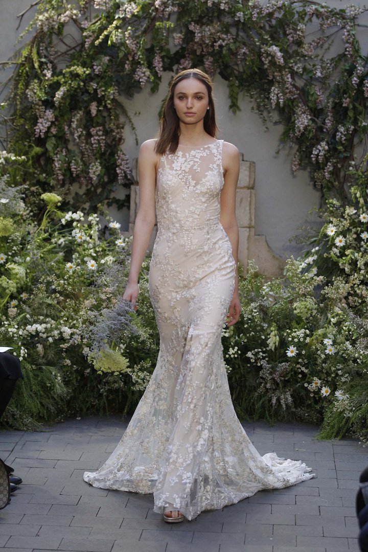 Monique Lhuillier 2025纽约婚纱周婚纱发布会