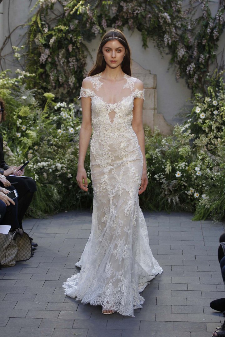 Monique Lhuillier 2025纽约婚纱周婚纱发布会