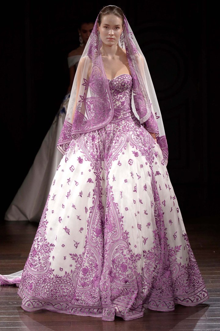 Naeem Khan（纳伊·姆汗）2025纽约婚纱周婚纱秀