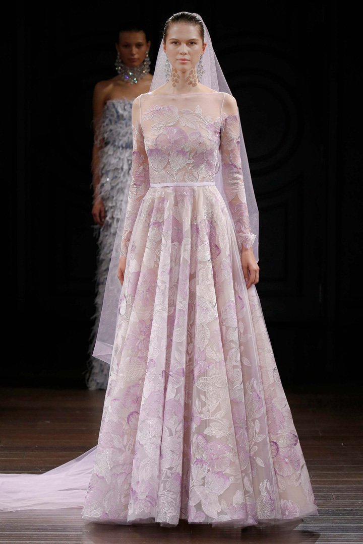 Naeem Khan（纳伊·姆汗）2025纽约婚纱周婚纱秀