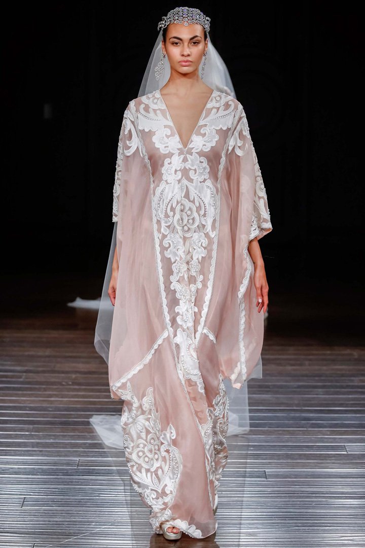Naeem Khan（纳伊·姆汗）2025纽约婚纱周婚纱秀