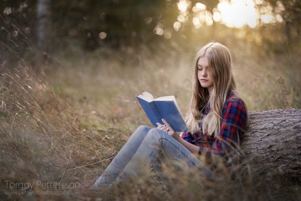 白天看人,晚上看书