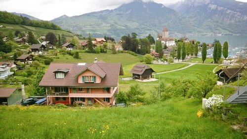 晚安心语:不要只因一次挫败就迷失了最初想抵达的远方