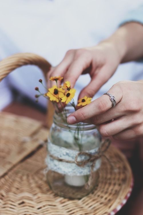 晚安心语:喜欢是新鲜感,而爱是归属感