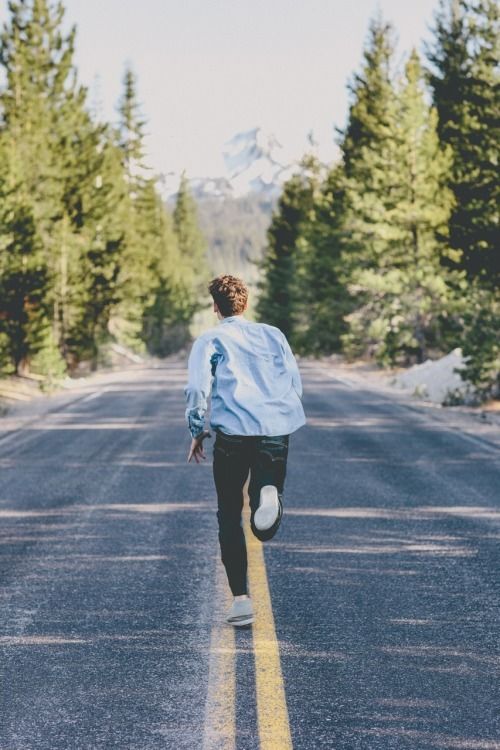 早安心语:其实你是活给自己看的,没有多少人能够把你留在心上