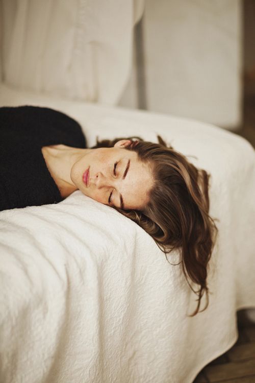 晚安心语:在自己的世界里孤芳自赏,在别人的世界里随遇而安