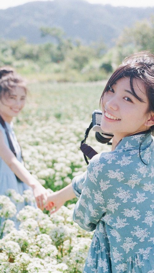 早安心语:我有着长长的一生,而你,你一定会来