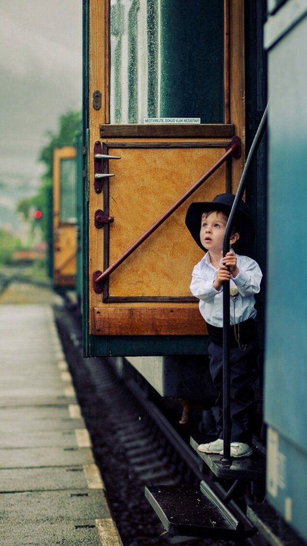 晚安心语:情绪这东西,你不在乎,它就伤不到你