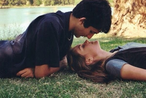 和一个无趣的人恋爱结婚是什么感觉?