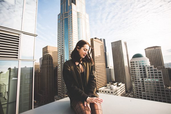 她不是嫌你穷,她是看不上你猥琐