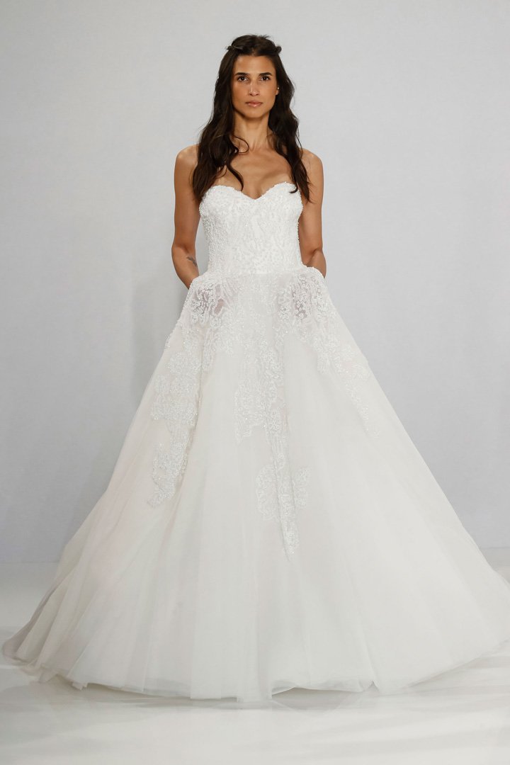 Tony Ward for Kleinfeld 2025春夏婚纱秀