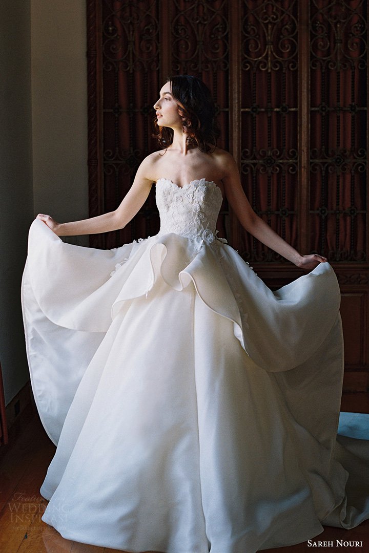 最新婚纱礼服摄影欣赏 Sareh Nouri发布2025婚纱礼服系列