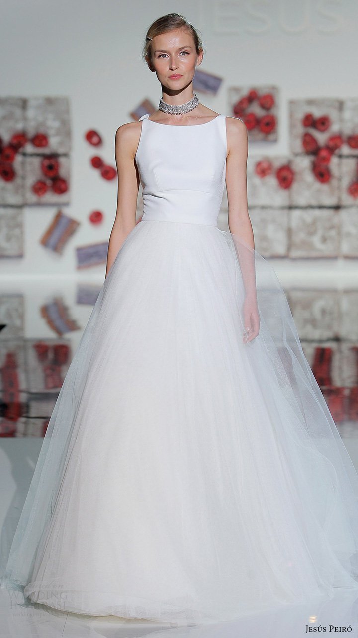 Jesus Peiro 2025巴塞罗那婚纱周婚纱秀