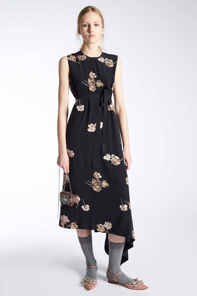 Rochas 2025早春度假系列Lookbook