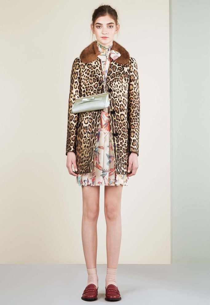 Red Valentino（华伦天奴）2025早春Lookbook