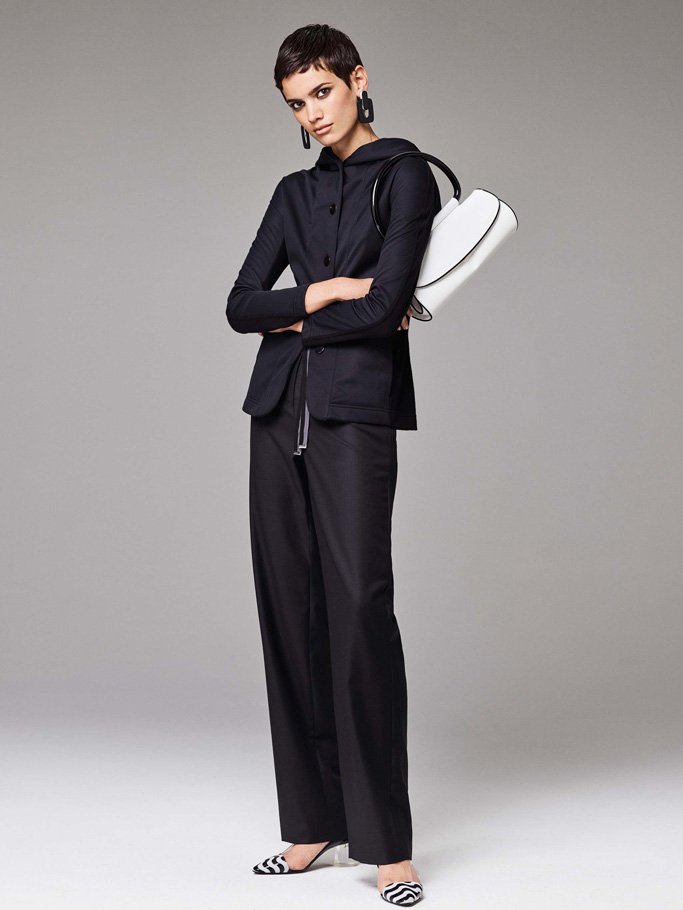 Giorgio Armani（乔治·阿玛尼）2025早春品牌广告大片