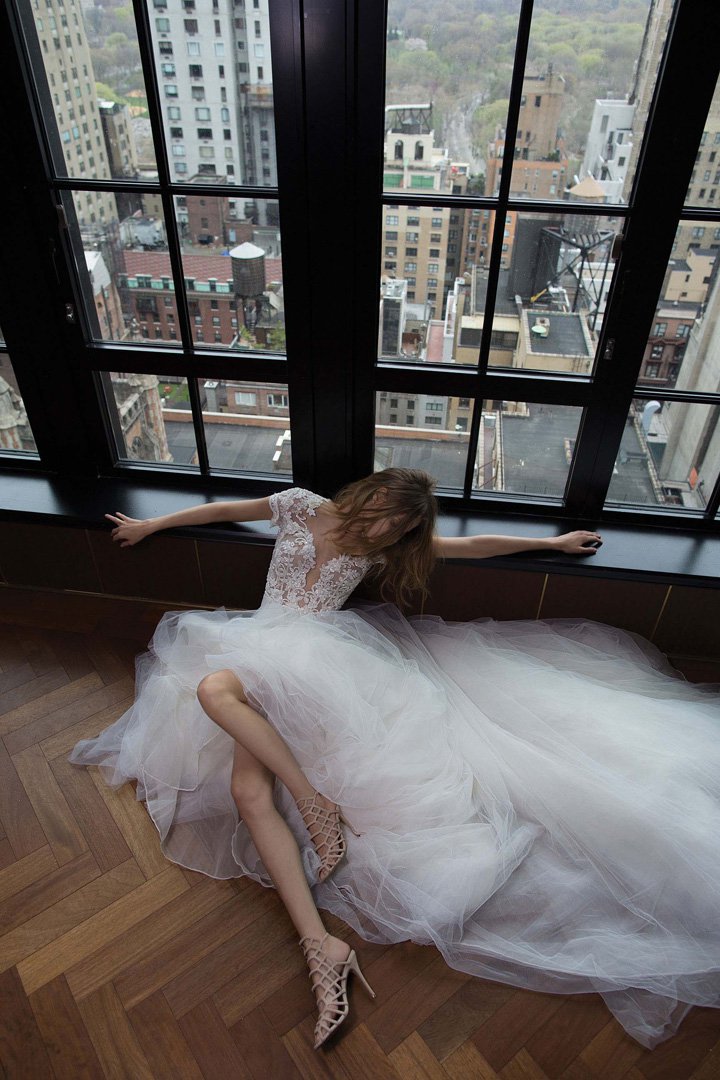 Berta 2025品牌婚纱系列大片