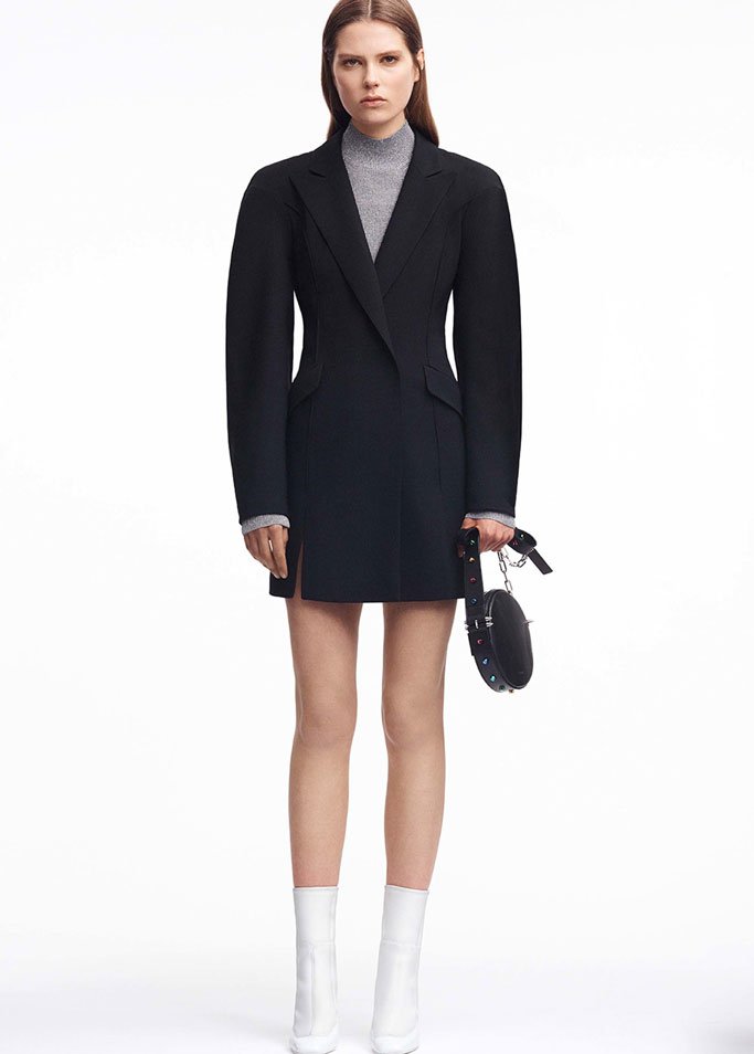 法国时尚品牌 Mugler（穆勒） 2025时尚广告