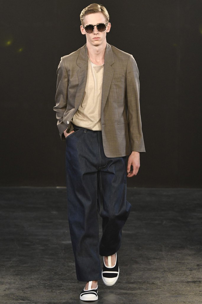 E. Tautz 2025伦敦时装周男装秀