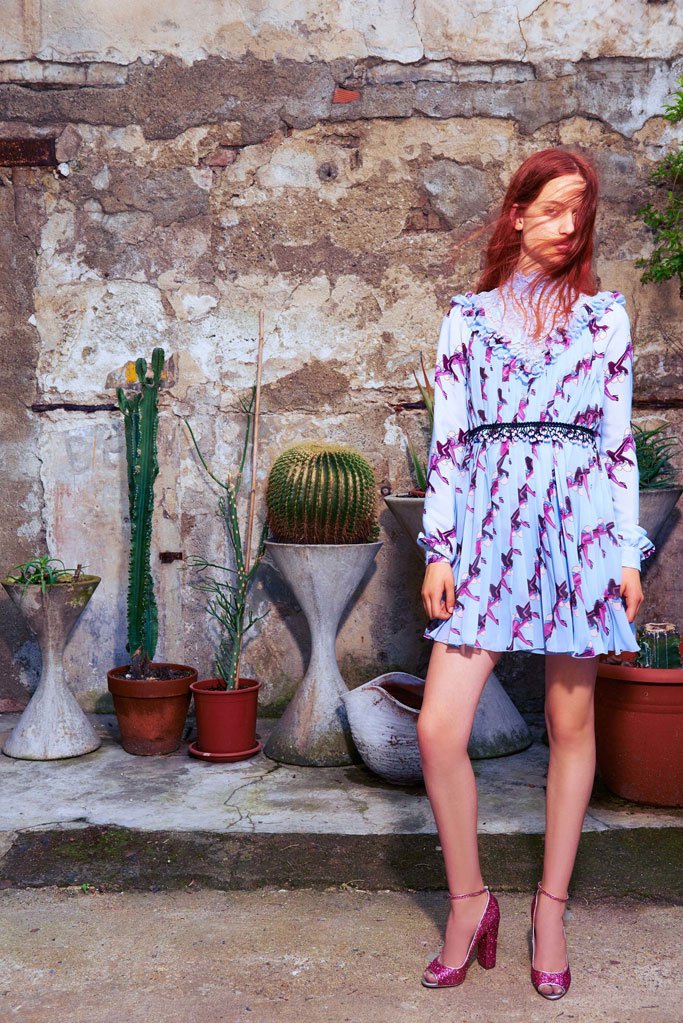 意大利设计师品牌 Giambattista Valli释出 Giamba 2025早春时尚广告大片