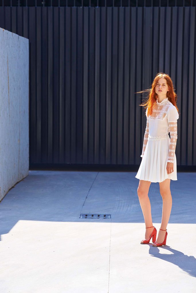 意大利设计师品牌 Giambattista Valli释出 Giamba 2025早春时尚广告大片