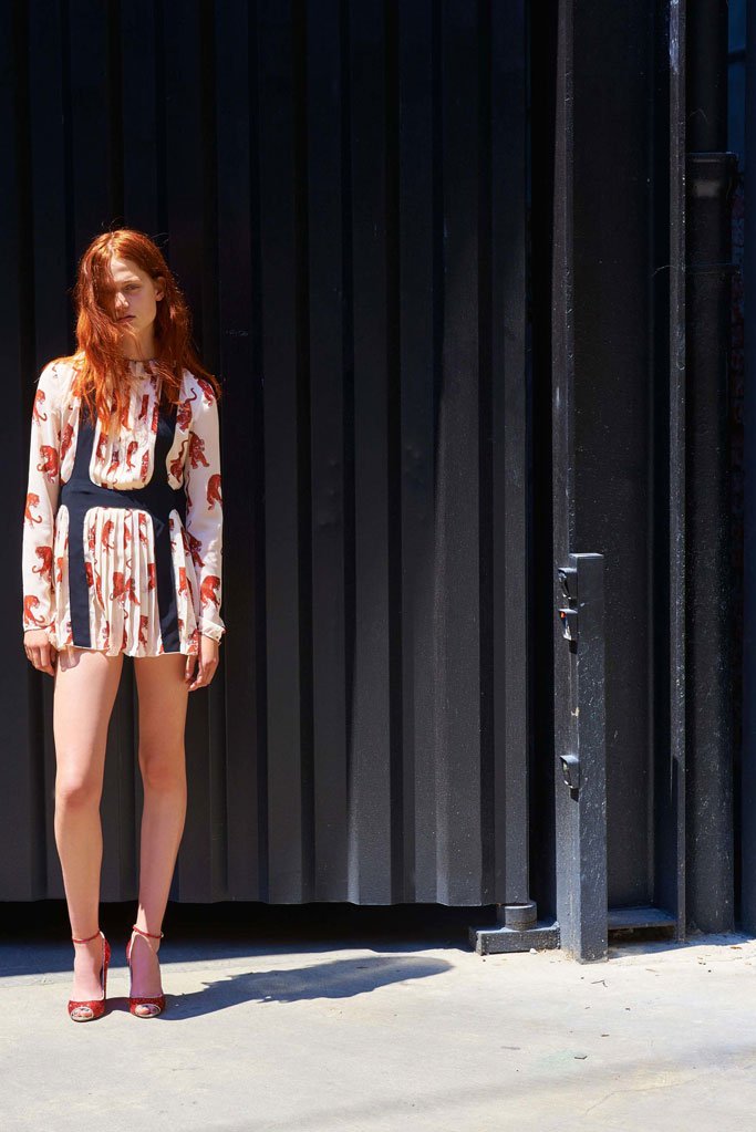 意大利设计师品牌 Giambattista Valli释出 Giamba 2025早春时尚广告大片