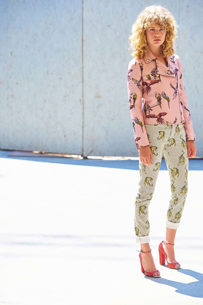 意大利设计师品牌 Giambattista Valli释出 Giamba 2025早春时尚广告大片