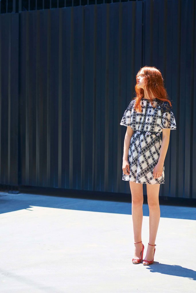 意大利设计师品牌 Giambattista Valli释出 Giamba 2025早春时尚广告大片