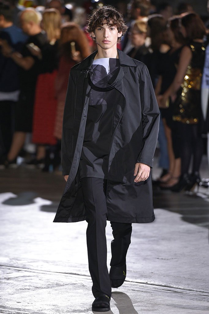 Raf Simons（拉夫·西蒙斯）2025佛罗伦萨男装周男装秀