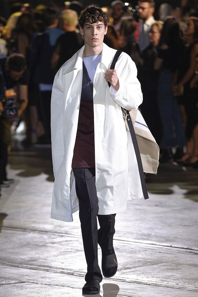 Raf Simons（拉夫·西蒙斯）2025佛罗伦萨男装周男装秀