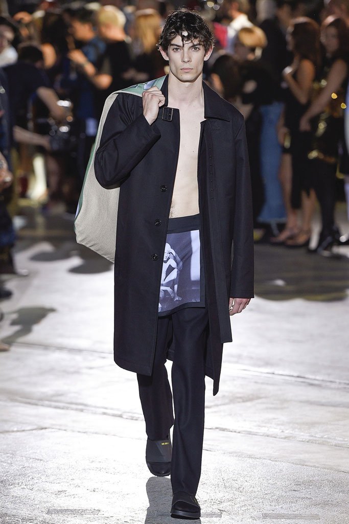 Raf Simons（拉夫·西蒙斯）2025佛罗伦萨男装周男装秀