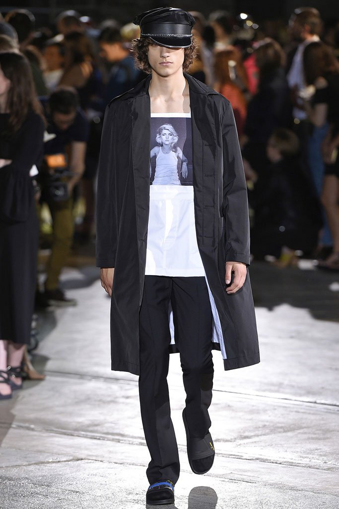 Raf Simons（拉夫·西蒙斯）2025佛罗伦萨男装周男装秀