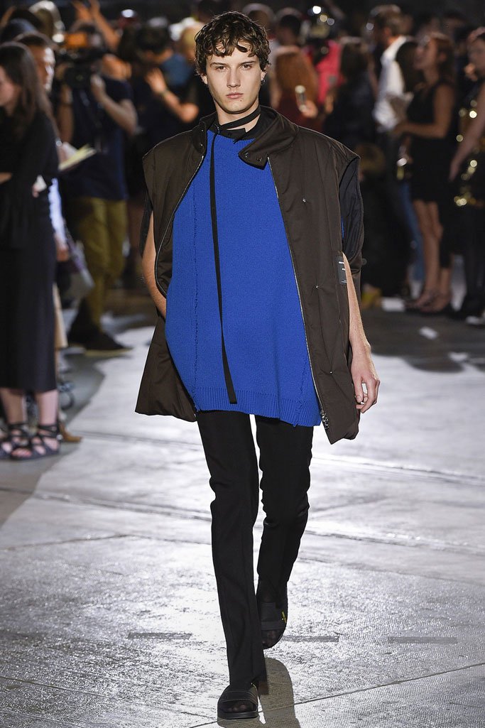 Raf Simons（拉夫·西蒙斯）2025佛罗伦萨男装周男装秀