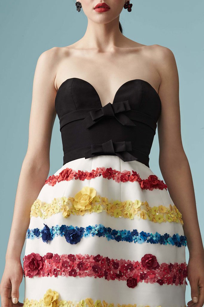 设计师品牌 Carolina Herrera（卡罗琳娜·埃莱拉）2025Lookbook