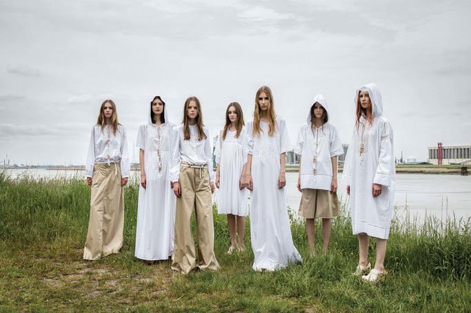 设计师品牌 Veronique Branquinho 2025早春品牌广告