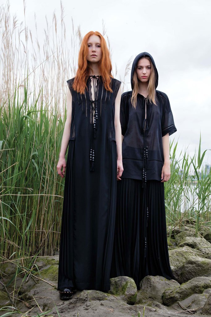 设计师品牌 Veronique Branquinho 2025早春品牌广告