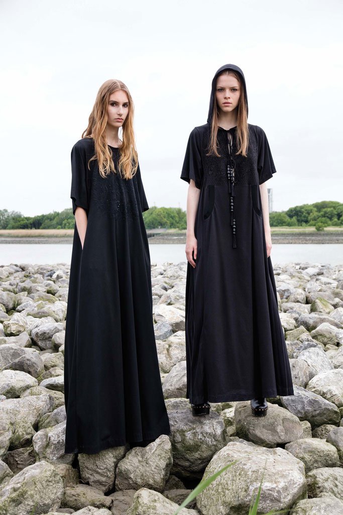 设计师品牌 Veronique Branquinho 2025早春品牌广告