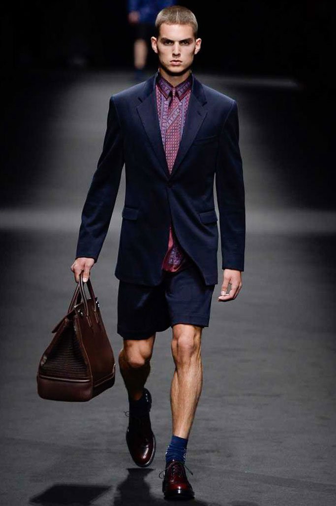 Versace（范思哲）2025米兰时装周男装秀