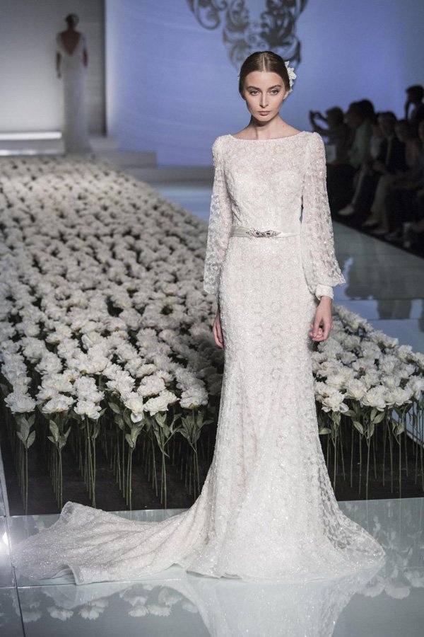 Lusan Mandongus 2025品牌婚纱秀