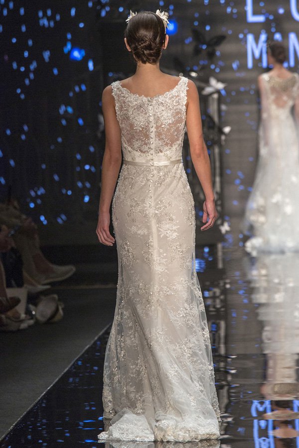 Lusan Mandongus 2025品牌婚纱秀