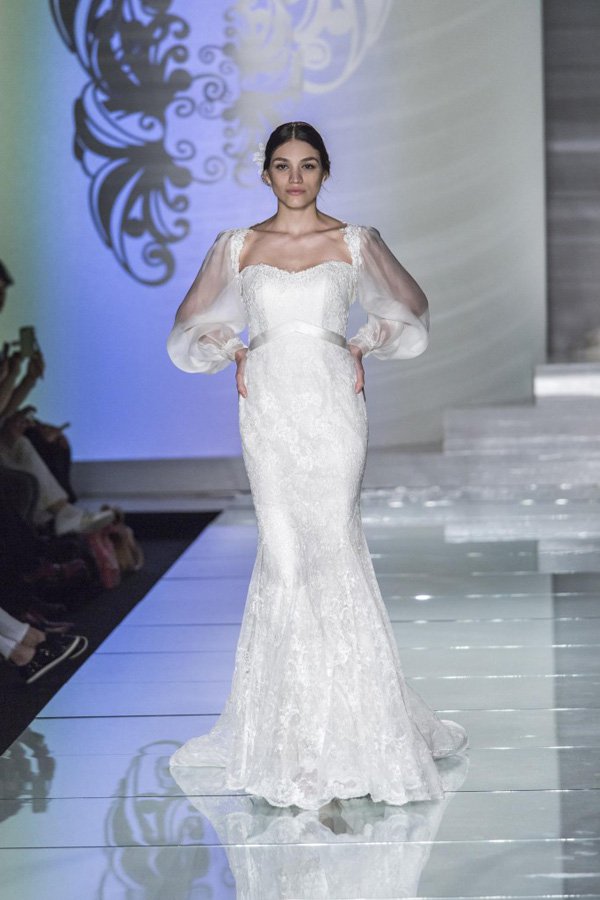 Lusan Mandongus 2025品牌婚纱秀