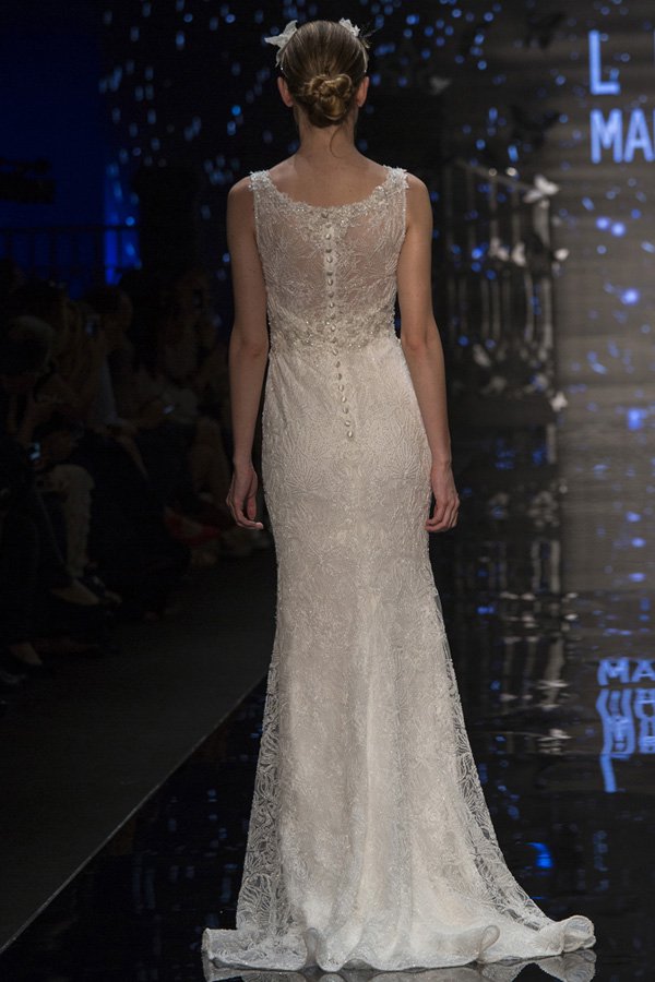 Lusan Mandongus 2025品牌婚纱秀