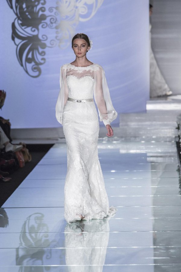 Lusan Mandongus 2025品牌婚纱秀