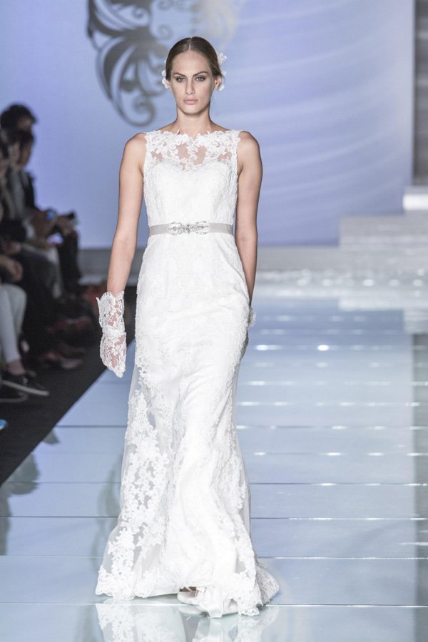 Lusan Mandongus 2025品牌婚纱秀