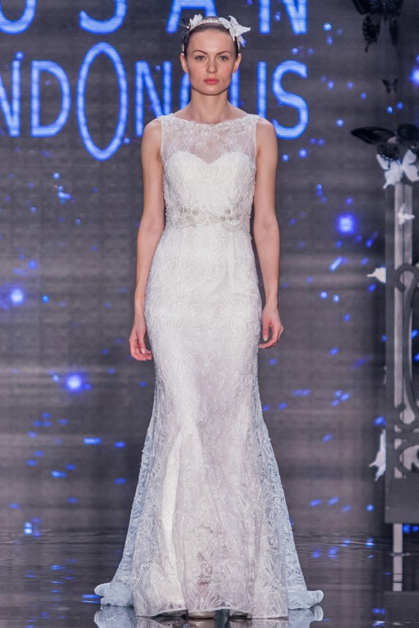 Lusan Mandongus 2025品牌婚纱秀