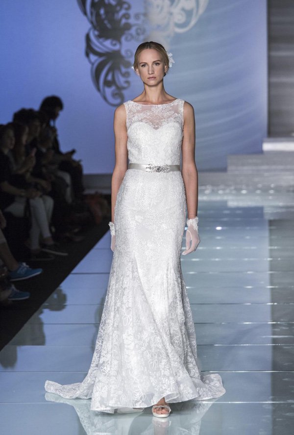 Lusan Mandongus 2025品牌婚纱秀