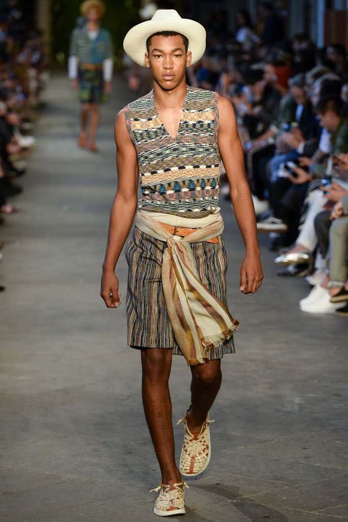 Missoni（米索尼）2025米兰时装周男装秀