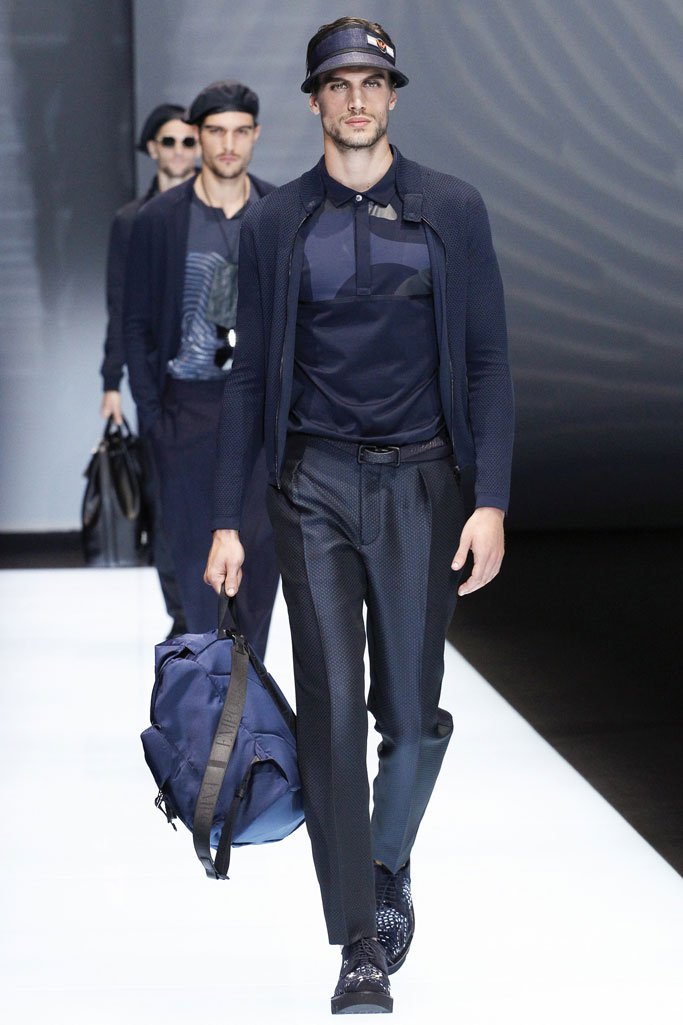 Emporio Armani 2025米兰时装发布会男装秀