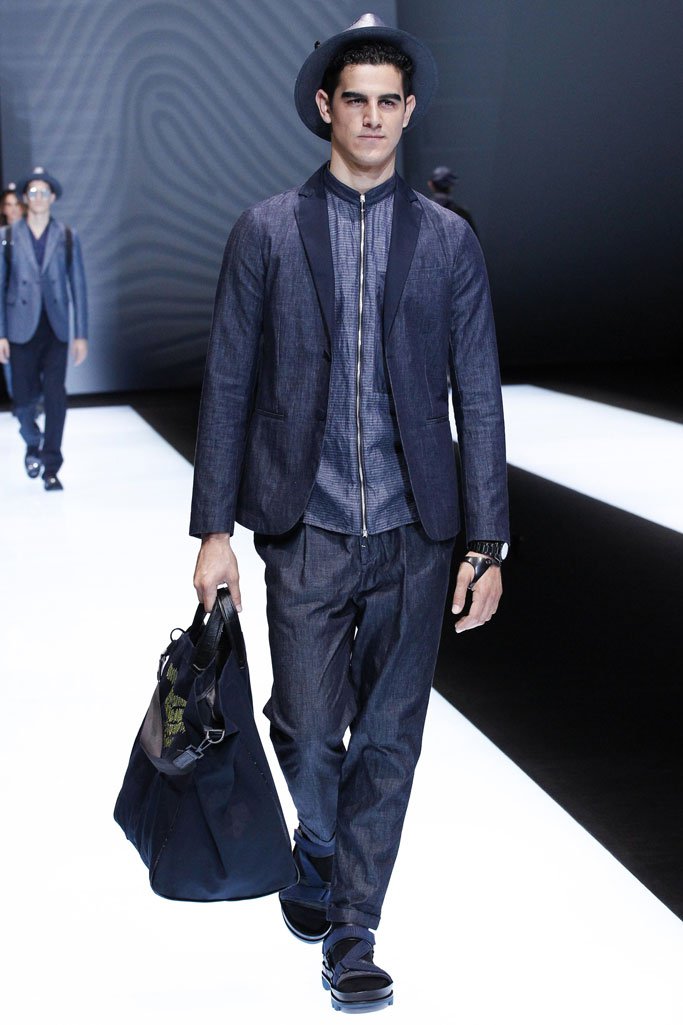 Emporio Armani 2025米兰时装发布会男装秀