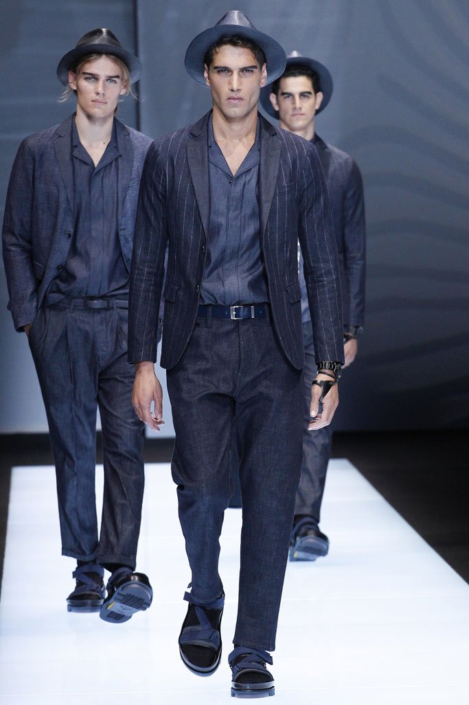 Emporio Armani 2025米兰时装发布会男装秀